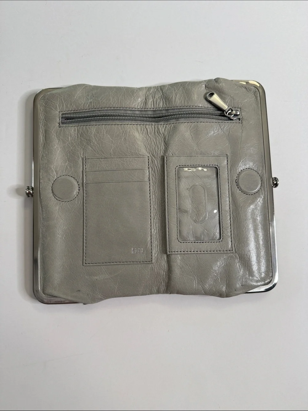 HOBO Lauren clutch in gravel grey Leather Kiss-Lock Wallet